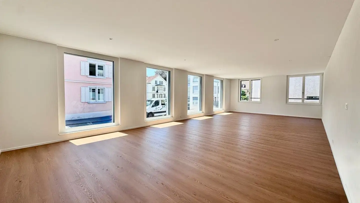 Spazio ufficio in affitto - Freiestrasse 17, 8610 Uster
