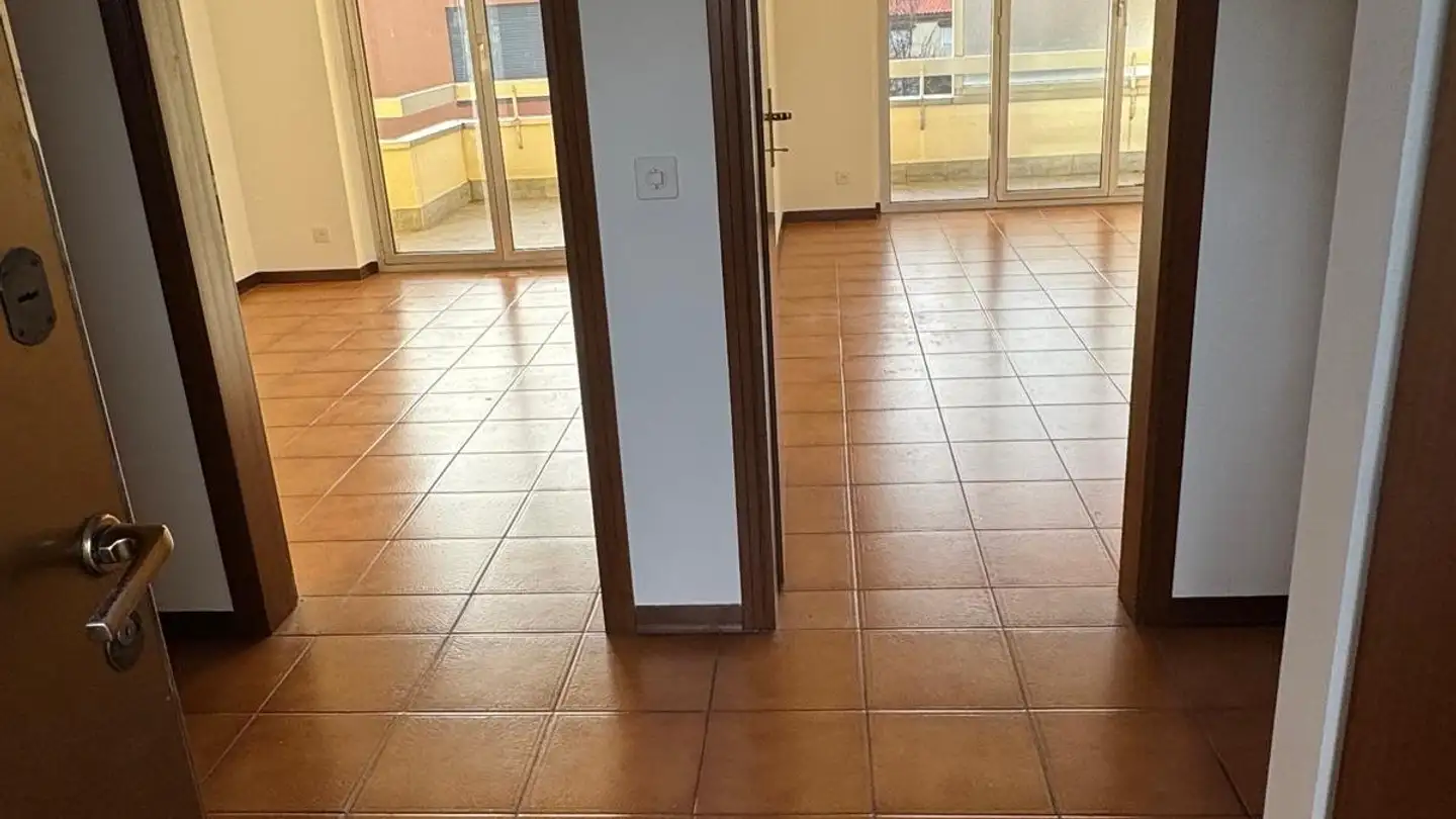 Appartement à louer - Via Remorino 11, 6648 Minusio - Photo 3