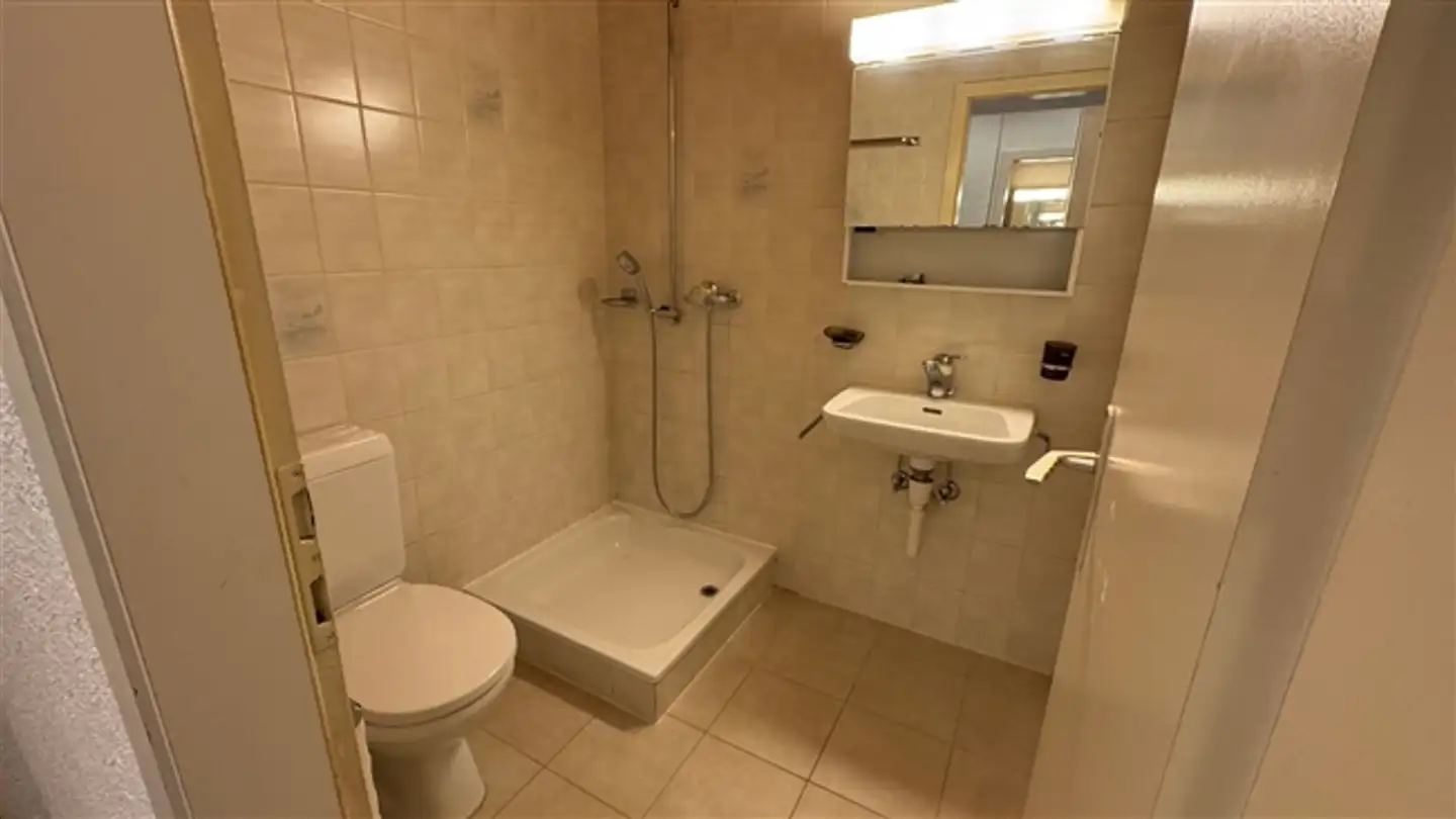 Appartamento in affitto - Rue Du Moulinet 31, 1188 Gimel - Photo 4