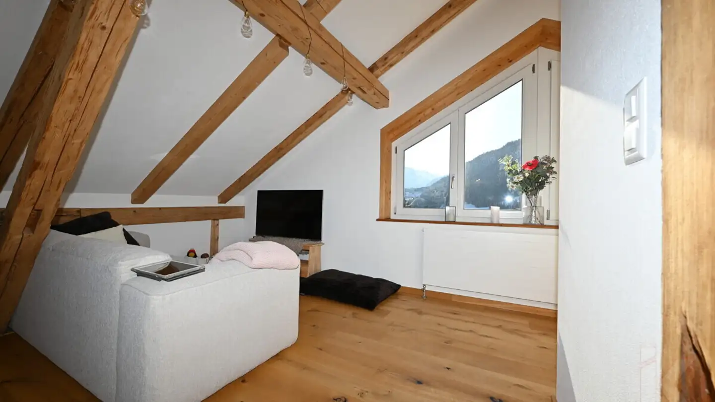 Dachgeschosswohnung kaufen - 7057 Langwies - Foto 4