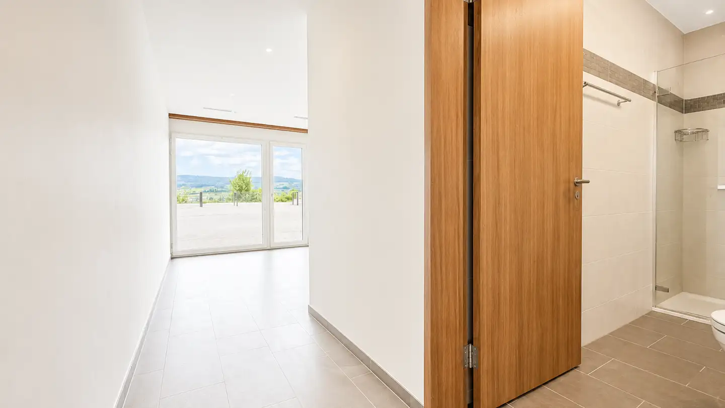 Commercial à louer - Seestrasse 250, 8810 Horgen
