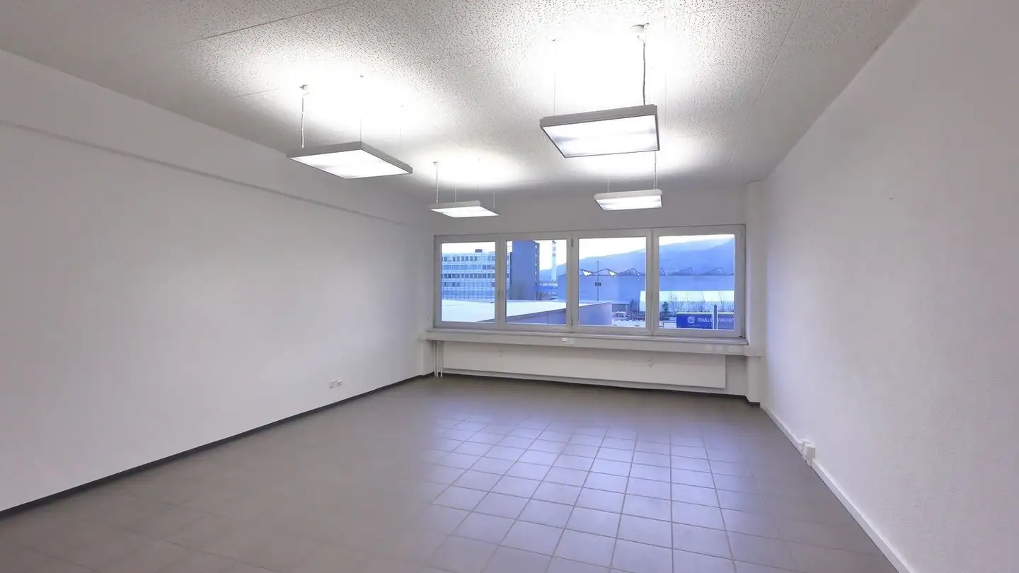 Commercial for rent - Industriestrasse 26, 2555 Brügg BE - Photo 4