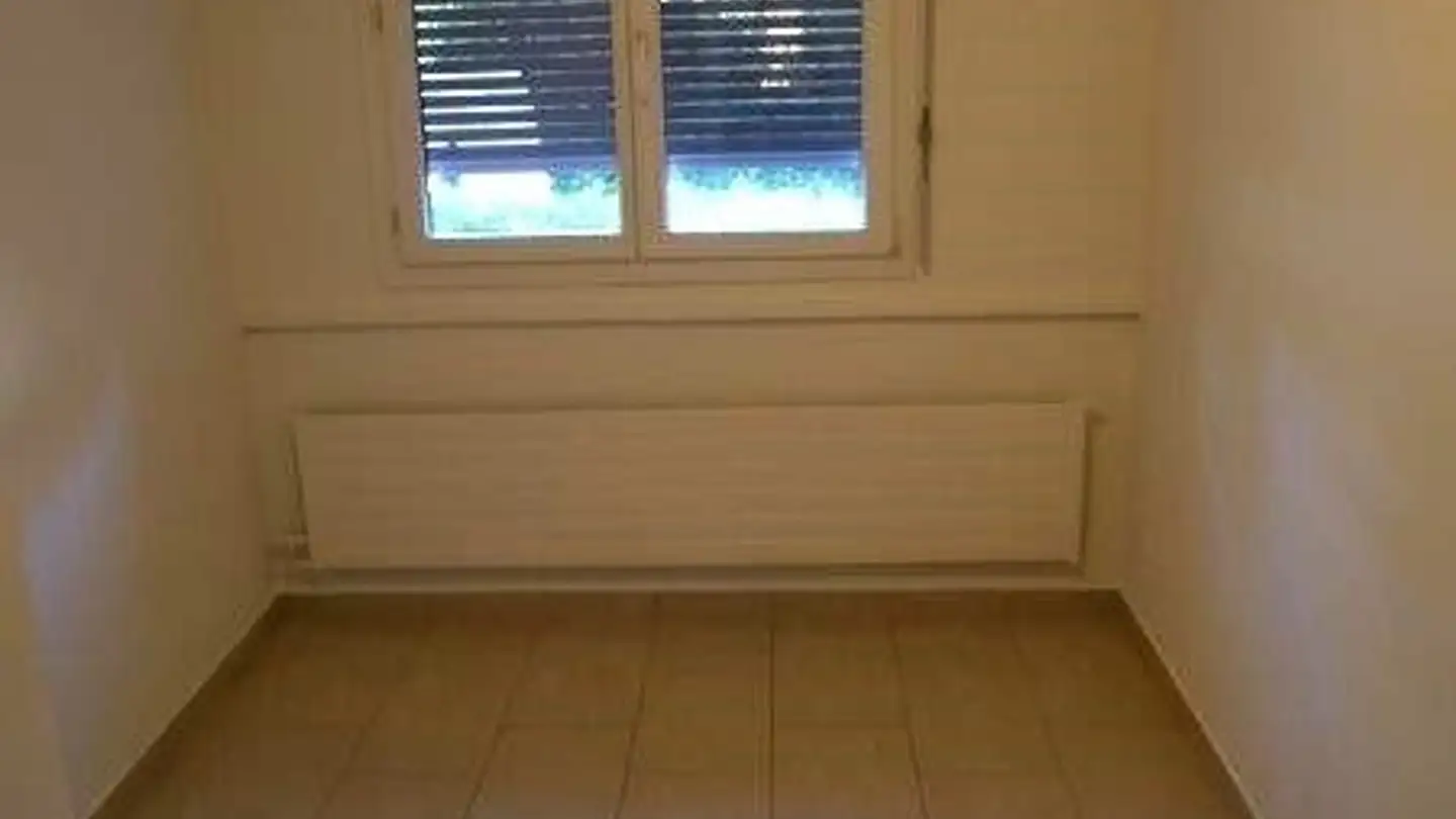 Studio mieten - Route De Brügg / Brüggstrasse 66, 2503 Biel/Bienne - Foto 2