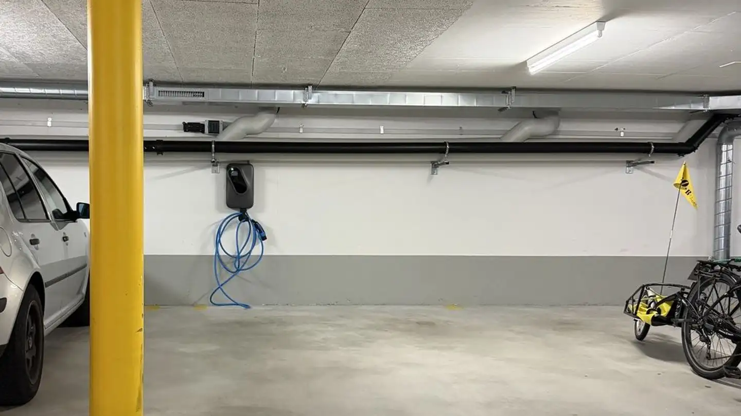 Garage individuel à louer - Forchstrasse 127, 8127 Forch
