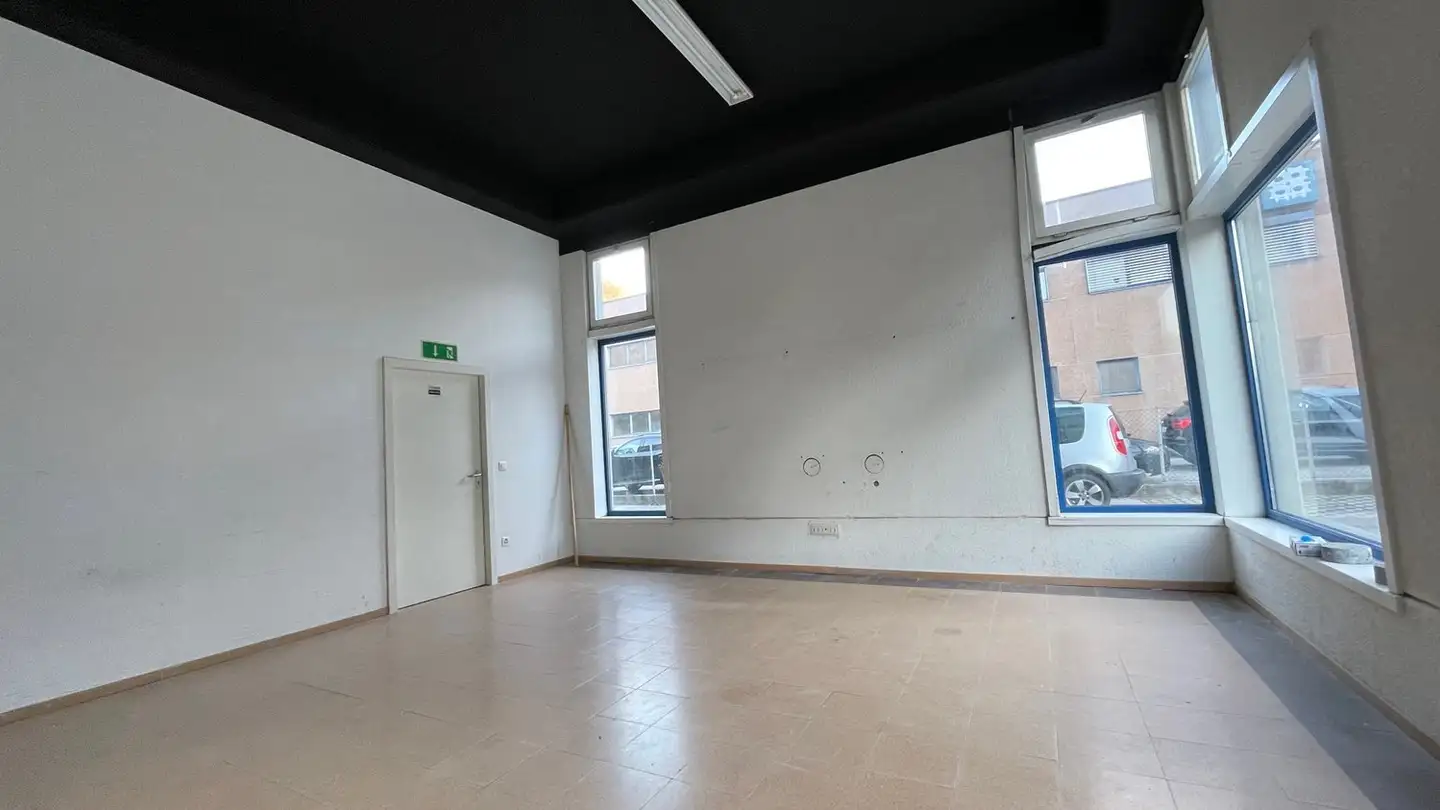 Grand magasin à louer - Via Cantonale 19, 6805 Mezzovico - Photo 2