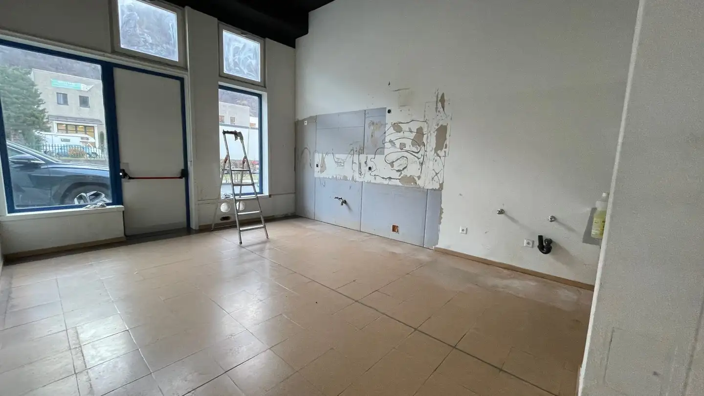 Grand magasin à louer - Via Cantonale 19, 6805 Mezzovico - Photo 4