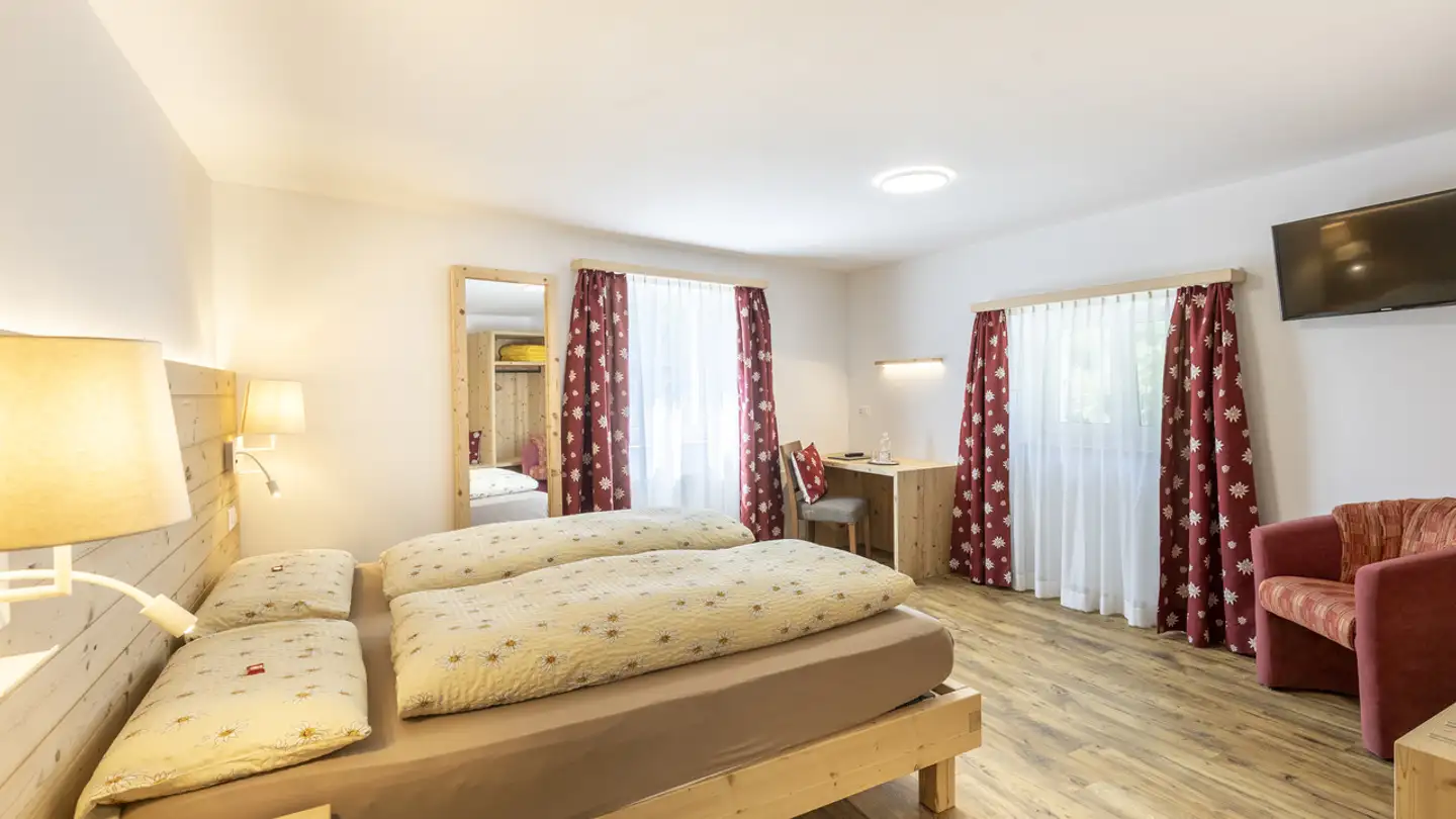 Commerciale in vendita - Via Principale 28, 7746 Le Prese - Photo 3