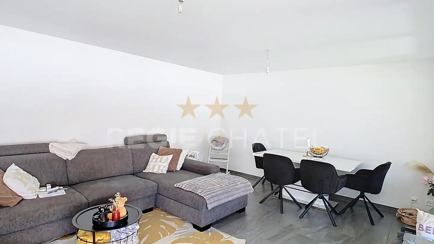 Appartement à louer - Les Prés-Du-Tennis, 1619 Les Paccots - Photo 4