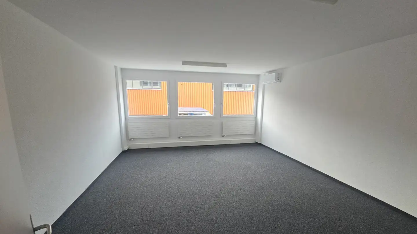 Grande magazzino in affitto - Steineggstrasse 32, 8852 Altendorf - Foto 4