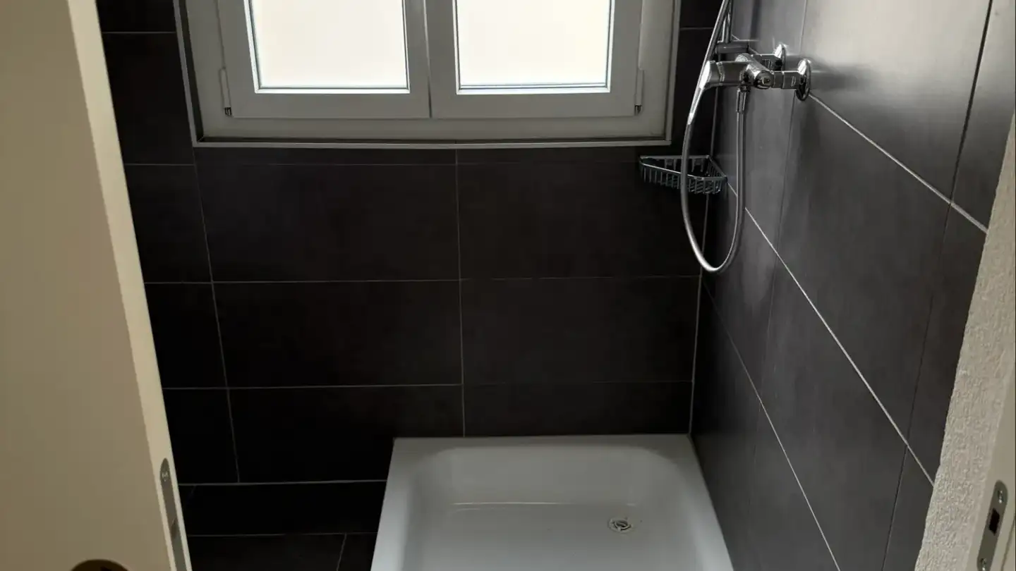 Appartamento in affitto - Rue Michel 3, 3976 Noës - Foto 2