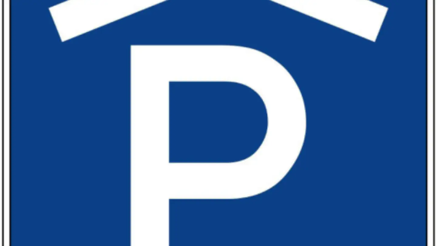 Indoor parking space for rent - Hauptstrasse 60, 9477 Trübbach