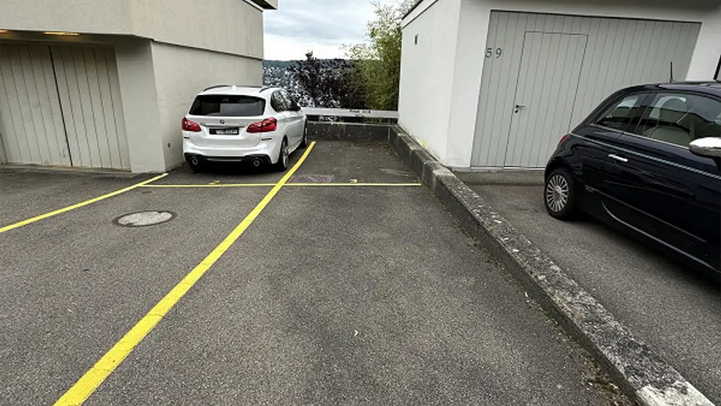 Outdoor parking space for rent - Alte Landstrasse 55, 8802 Kilchberg ZH