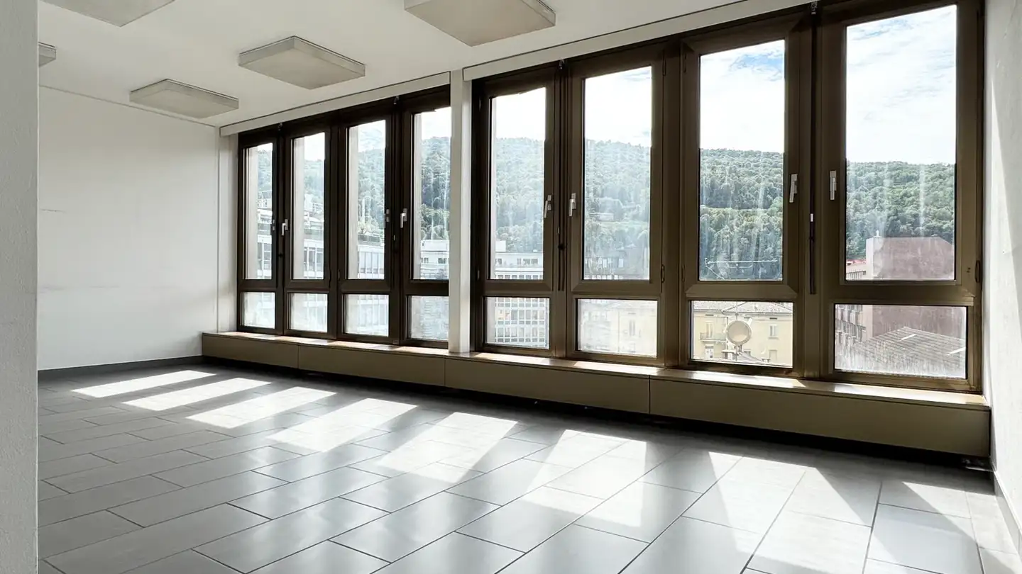 Bürofläche mieten - Corso San Gottardo 34, 6830 Chiasso - Foto 2