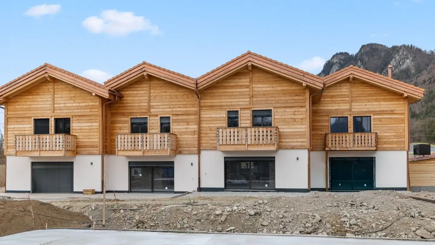 Row house for sale - Route Du Lac 35, 1636 Broc