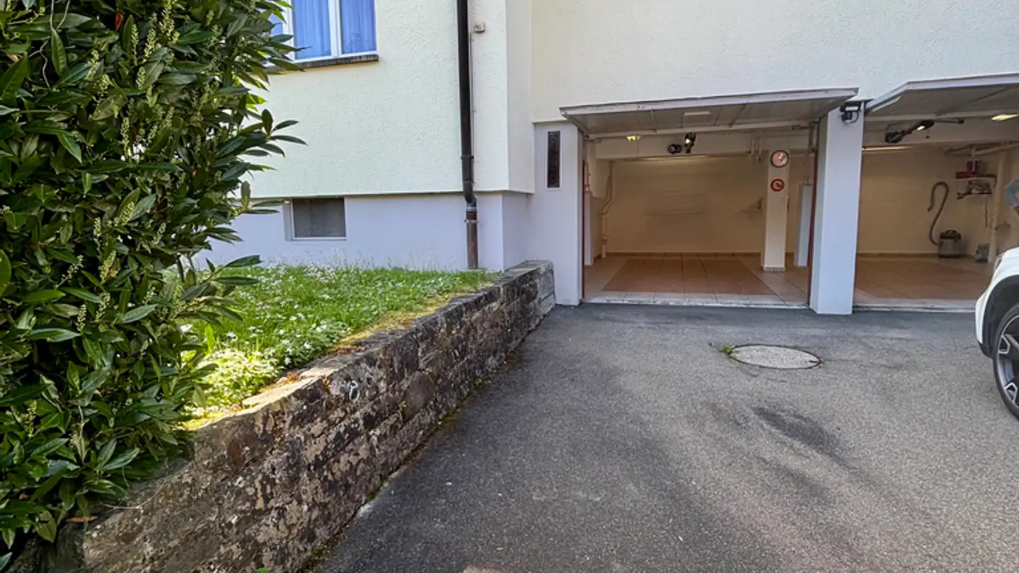 Underground parking space for rent - Langgrütstrasse 187, 8047 Zürich