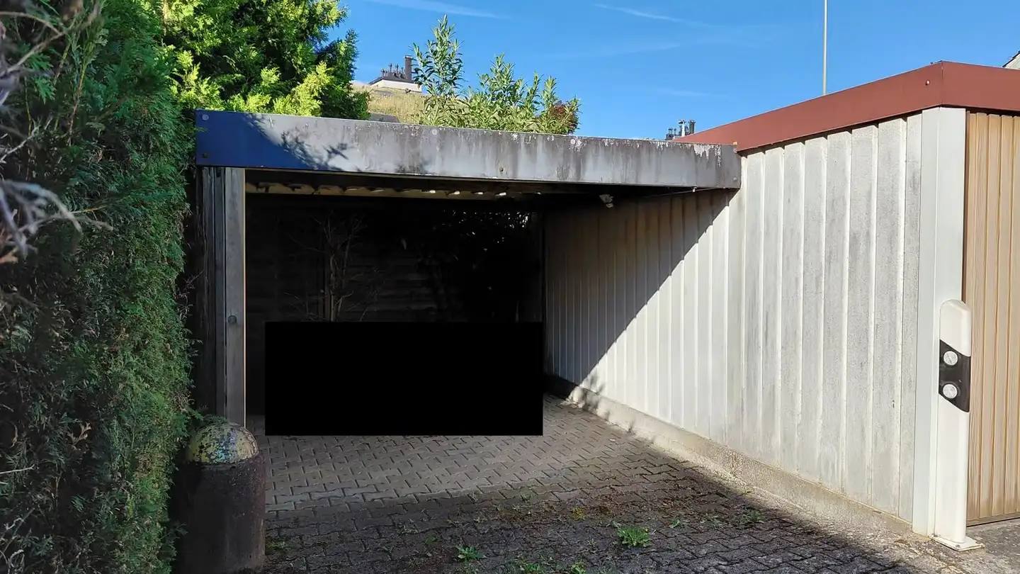 Place de parking couverte à louer - Hochstrasse 51, 8330 Pfäffikon ZH