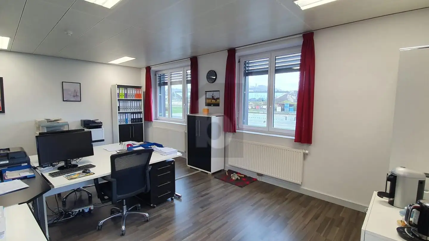 Office space for rent - 1018 Lausanne - Photo 2