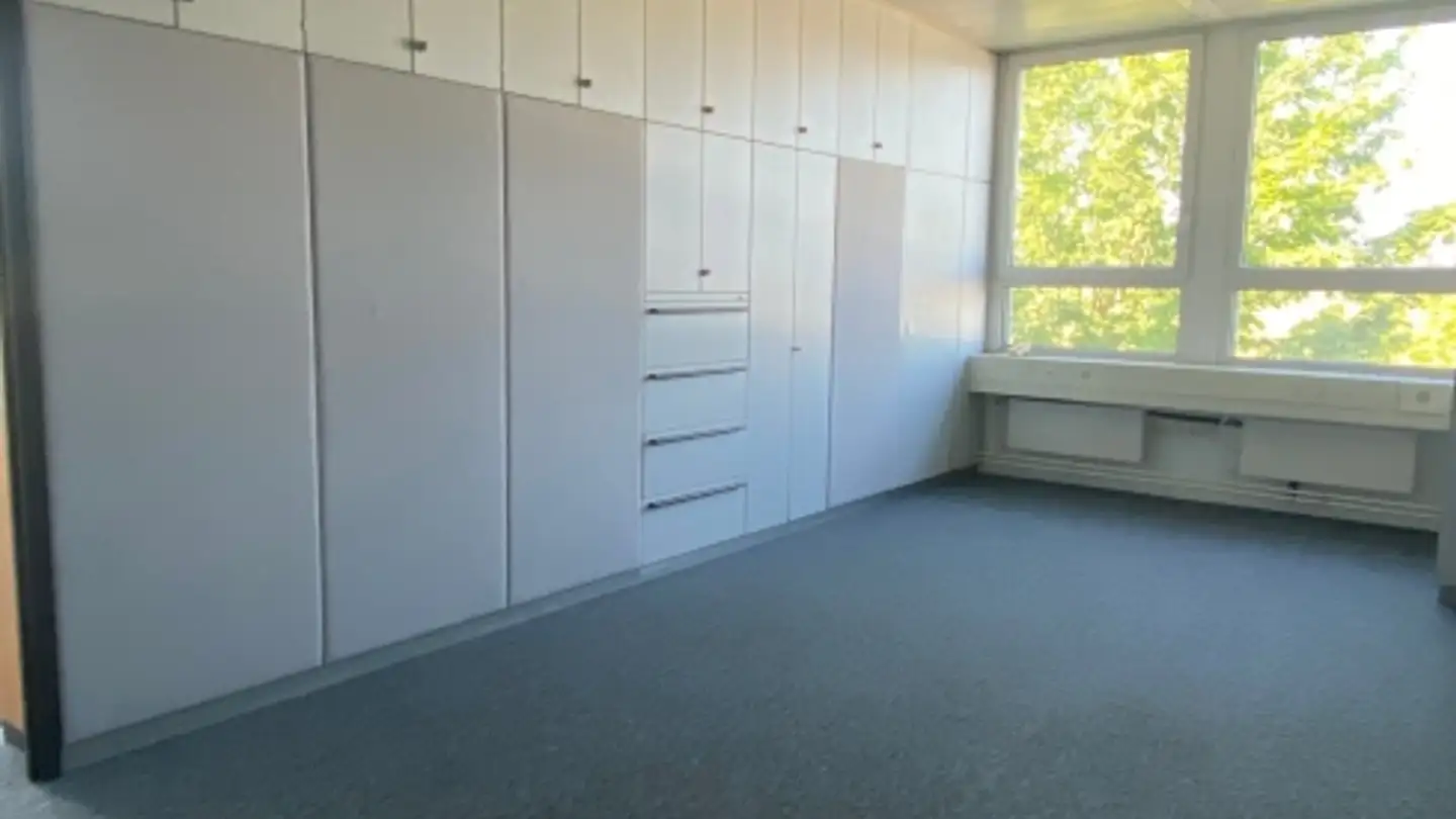 Spazio ufficio in affitto - Im Schörli 5, 8600 Dübendorf