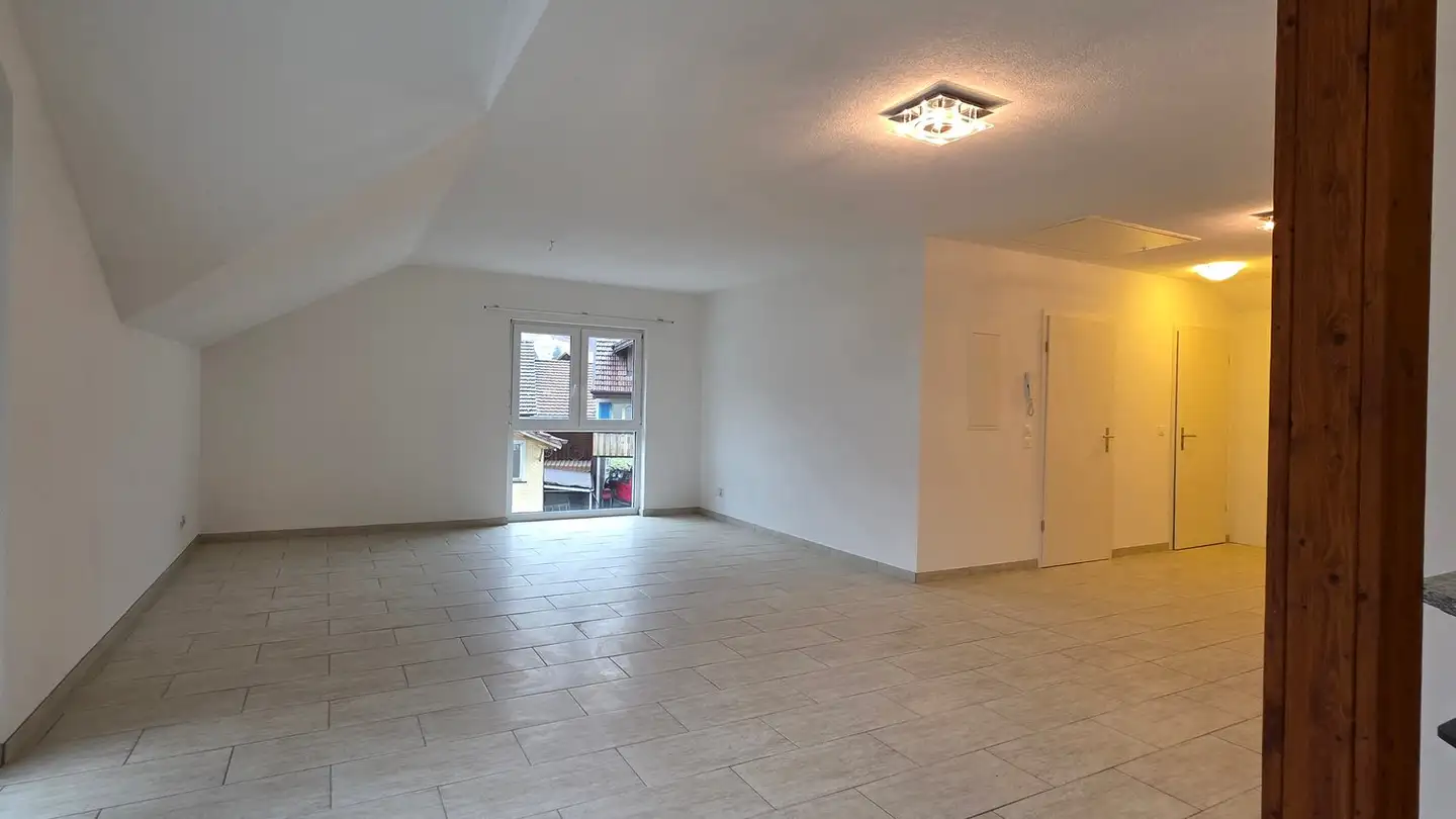 Dachgeschosswohnung mieten - Wydistrasse 22, 3812 Wilderswil - Foto 4