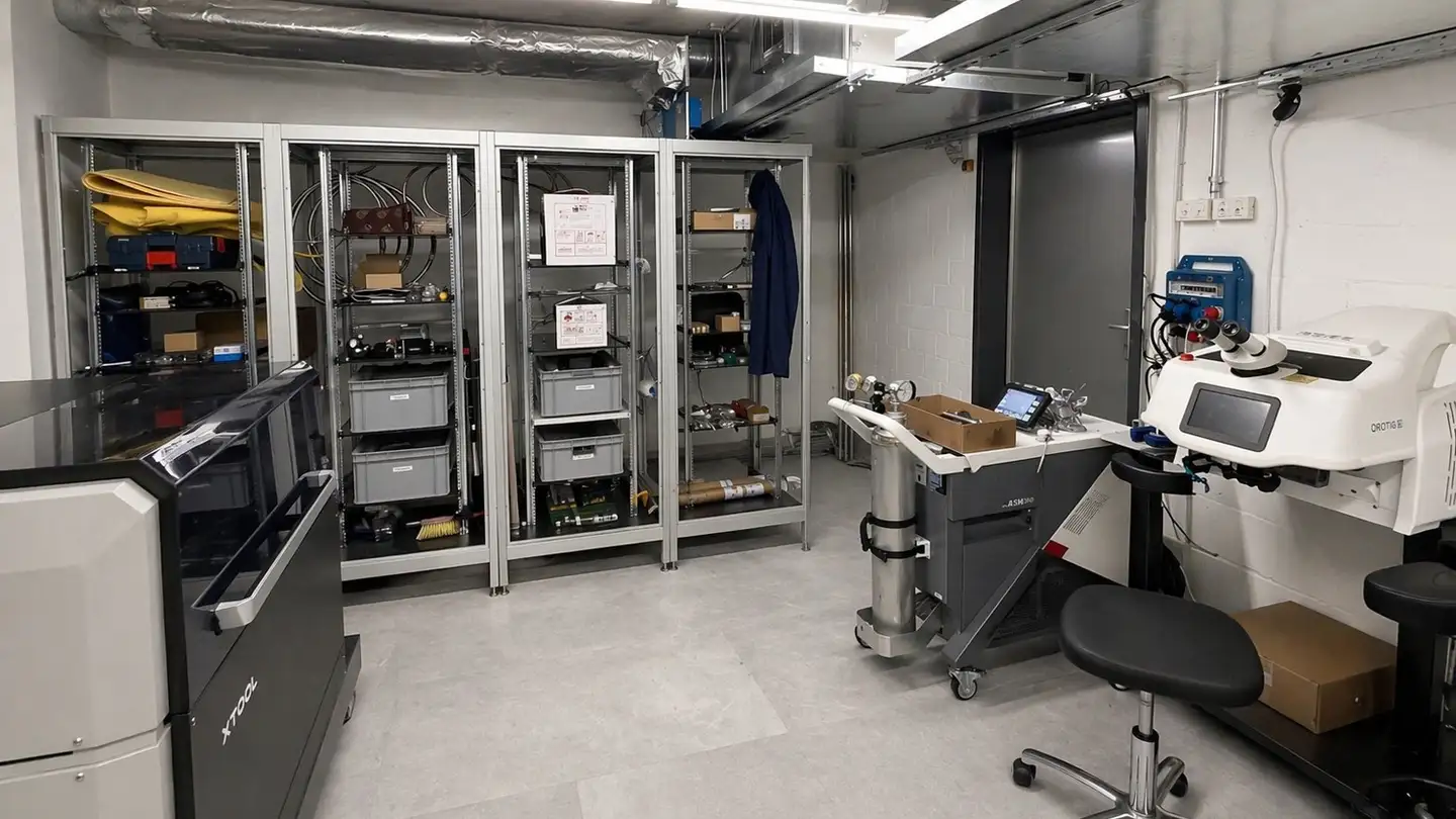 Commerciale in affitto - Hagenholzstrasse 85, 8050 Zürich