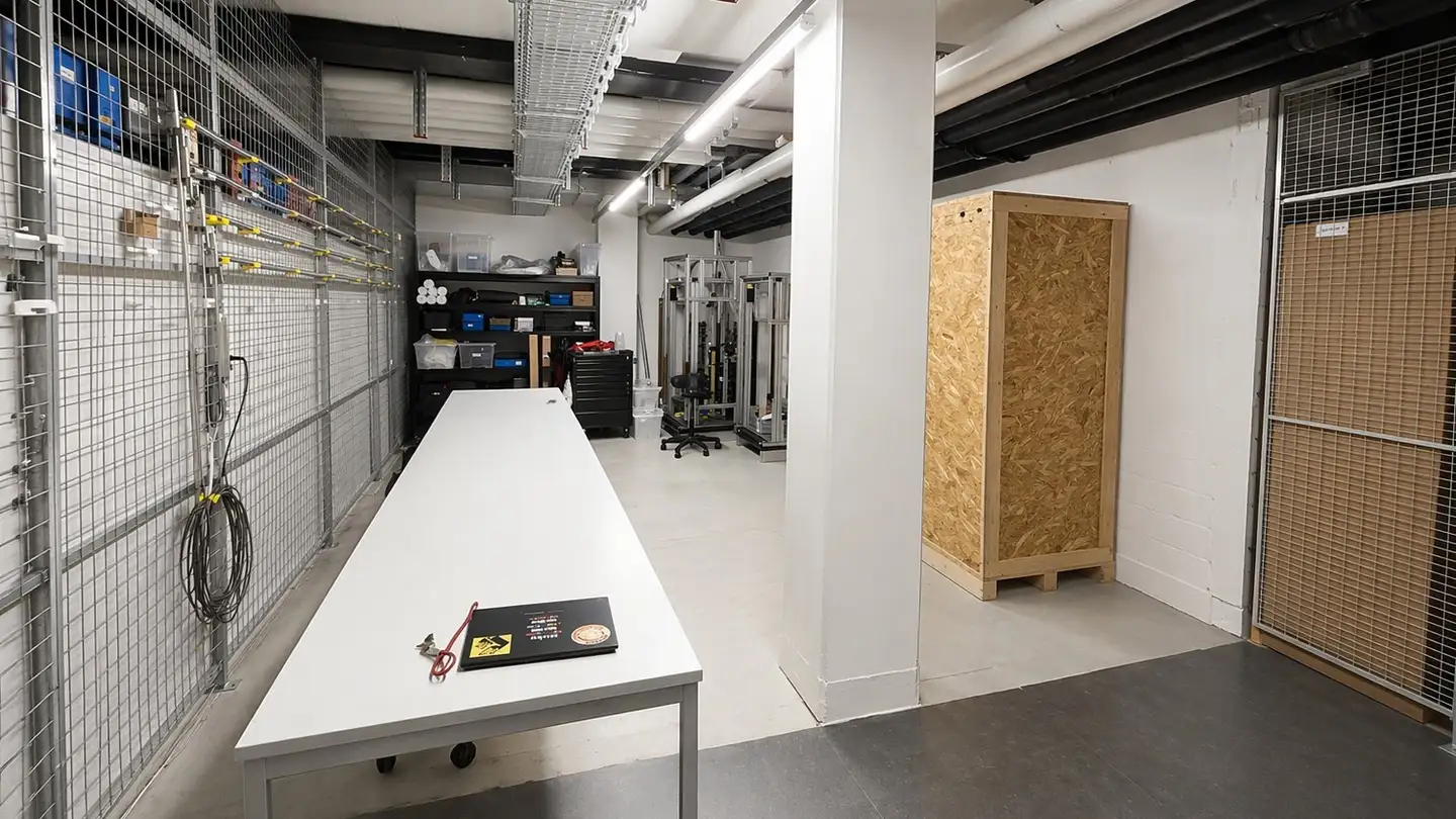 Commerciale in affitto - Hagenholzstrasse 85, 8050 Zürich