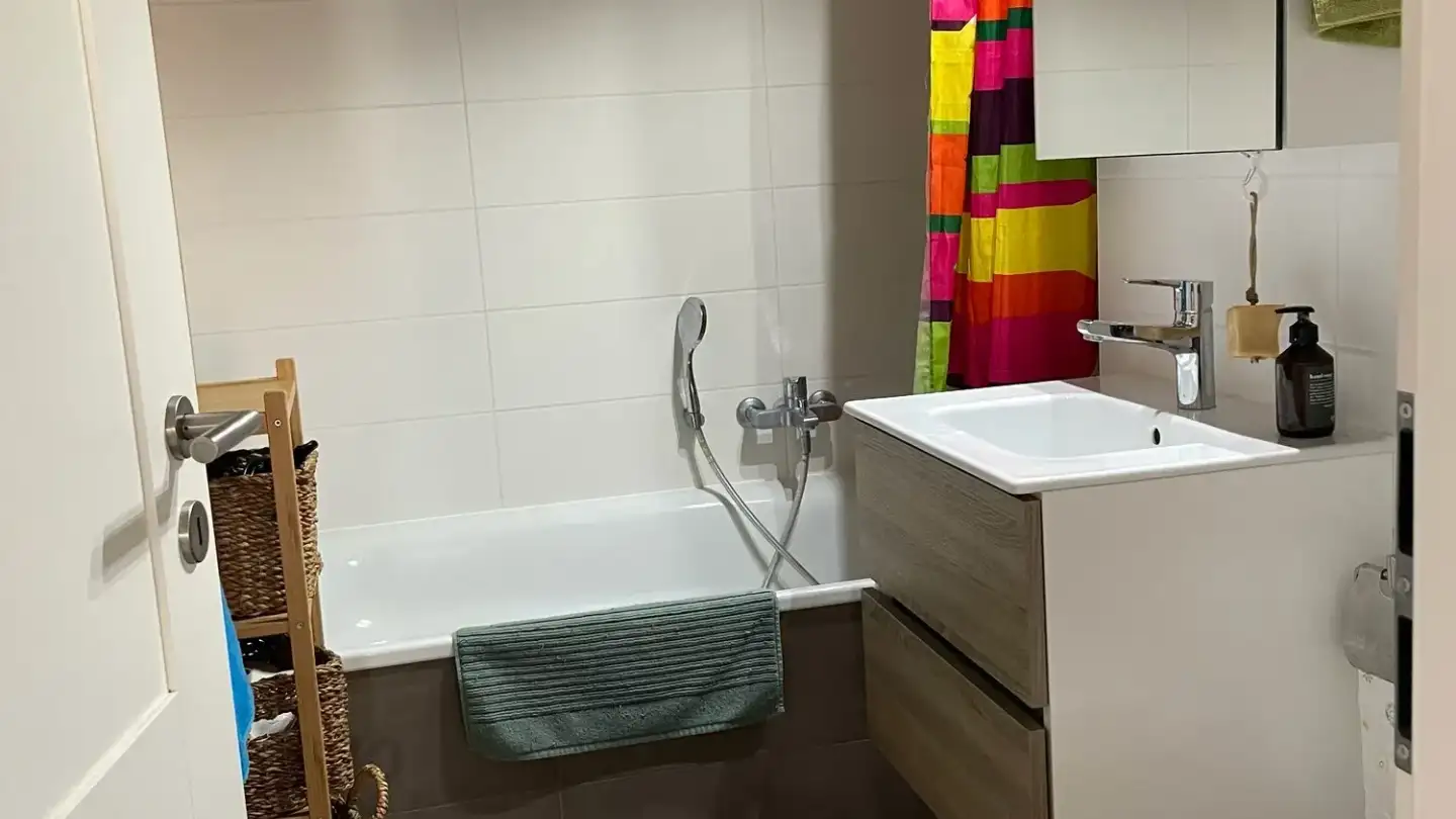 Duplex for rent - Rue De La Reusière 4, 2024 St-Aubin-Sauges - Photo 3