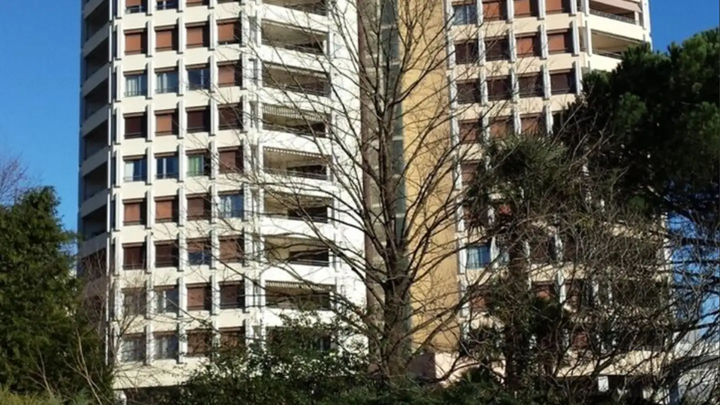 Parcheggio sotterraneo in affitto - Via Luigi Lavizzari 2, 6600 Locarno
