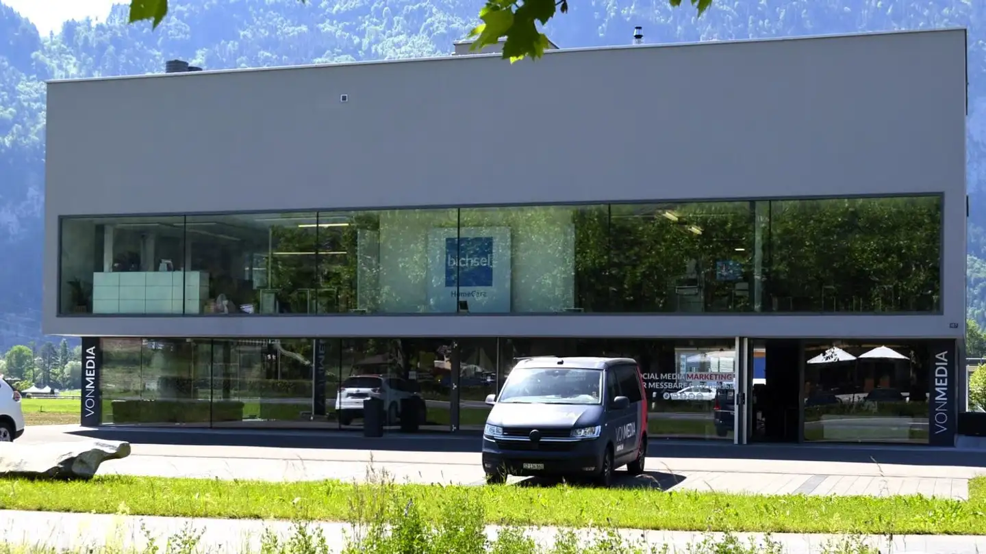 Kaufhaus mieten - Seestrasse 107, 3800 Unterseen