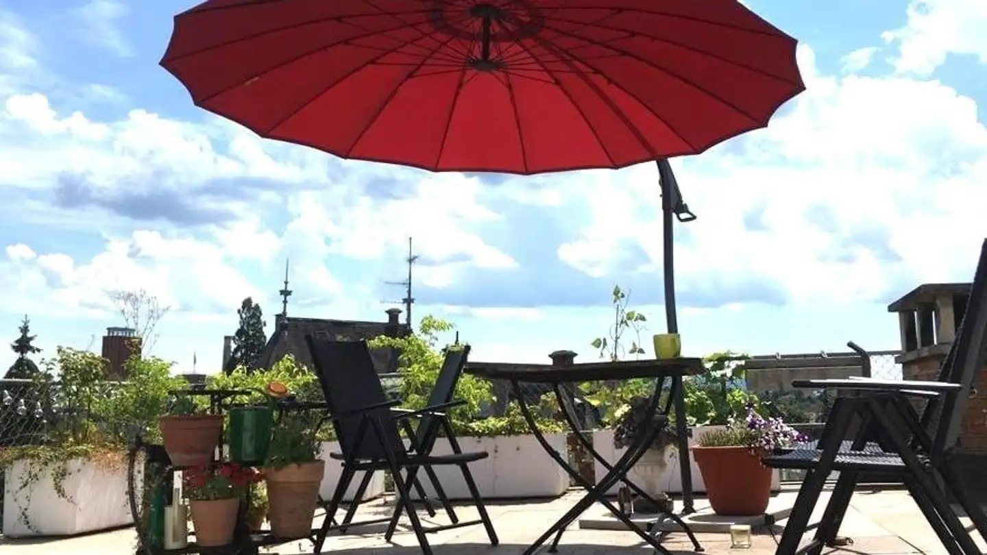 Dachgeschosswohnung mieten - Hammerstrasse 12, 4058 Basel