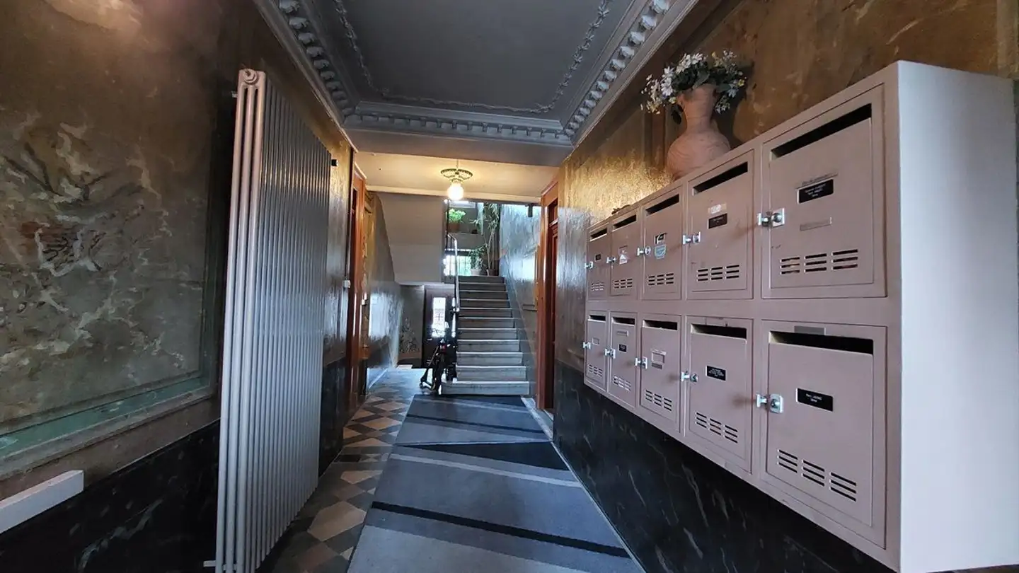 Immeuble résidentiel à vendre - 2300 La Chaux-de-Fonds - Photo 4