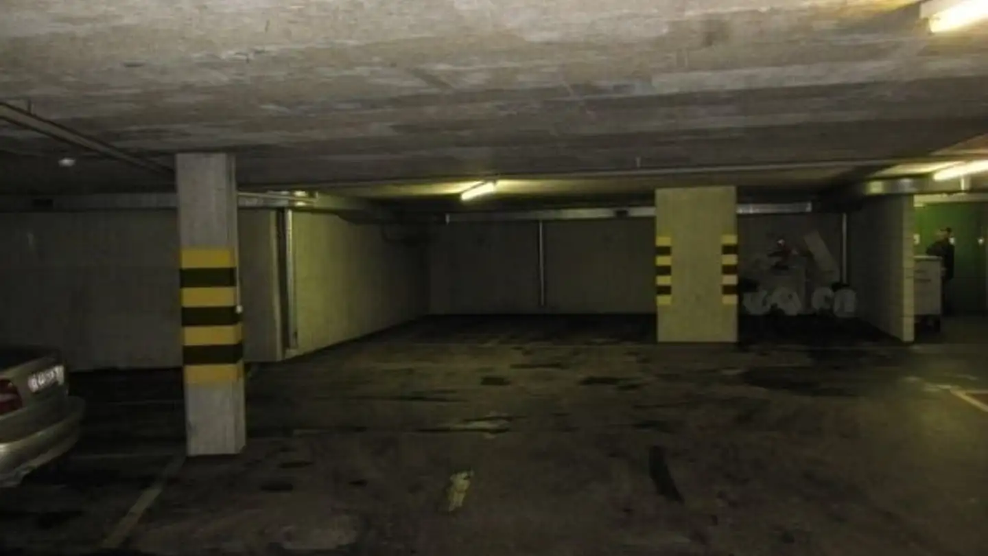 Outdoor parking space for rent - Bümplizstrasse 142a, 3018 Bern - Photo 2