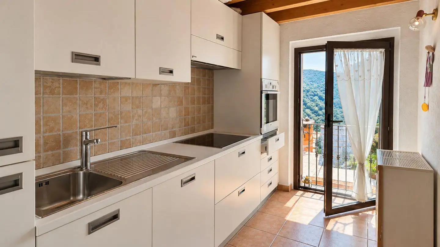 Semi-detached house for sale - 6838 Muggio - Photo 3