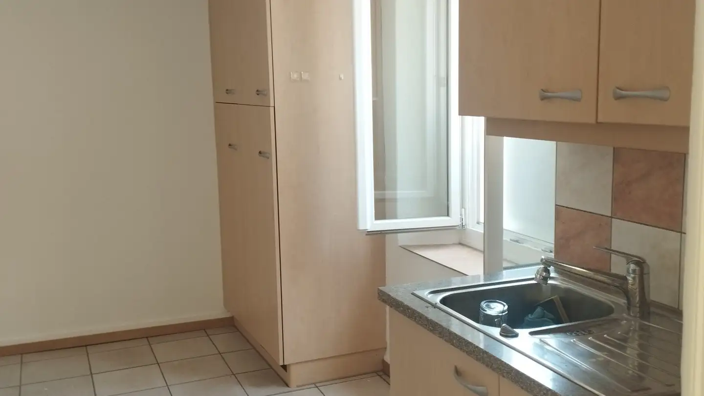 Appartement à louer - Place du 12 Septembre 4, 2115 Buttes
