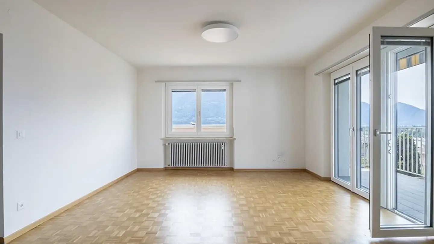 Apartment for rent - 6600 Locarno - Photo 3