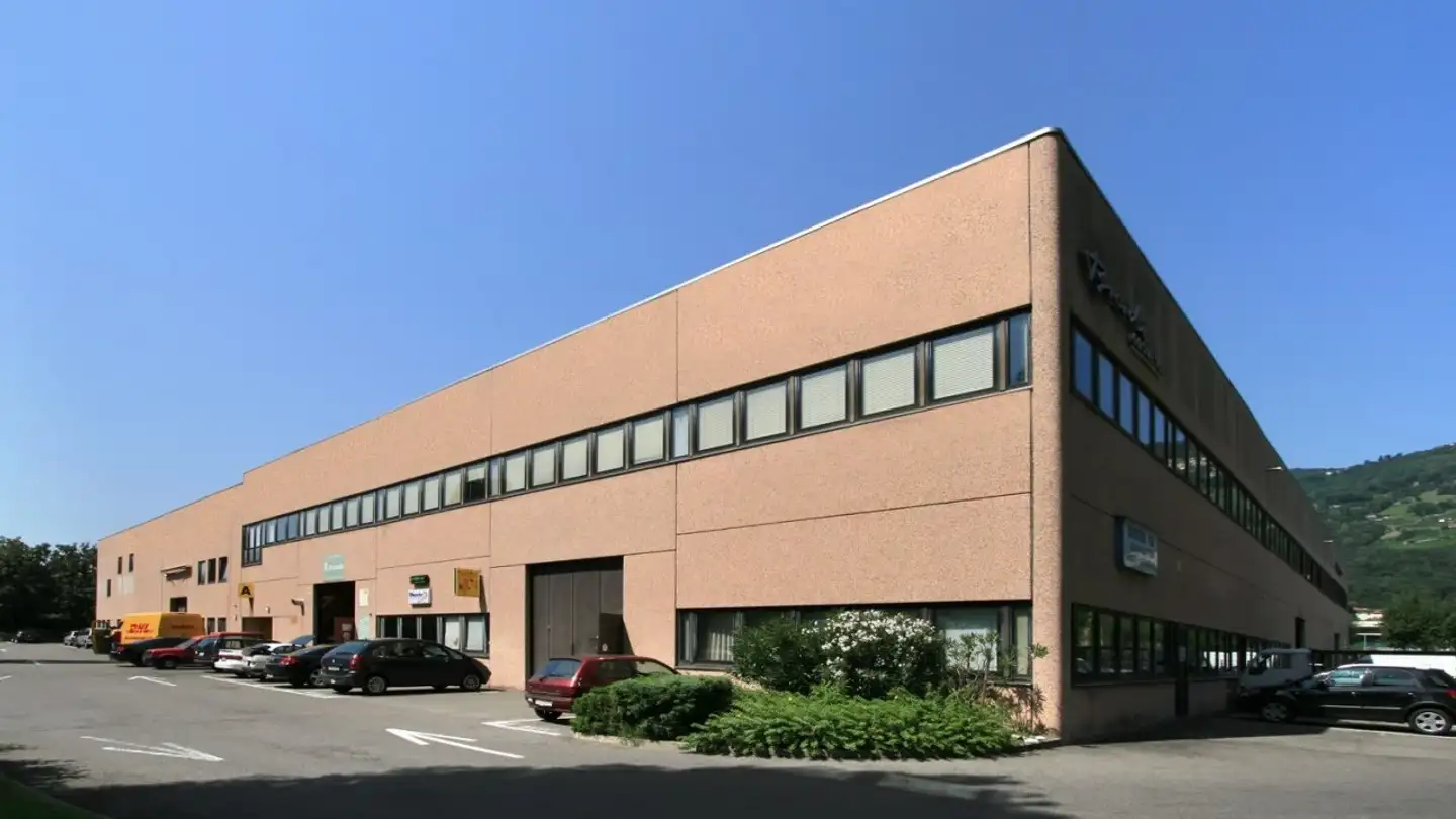 Outdoor parking space for rent - Via Della Posta 34, 6934 Bioggio - Photo 3