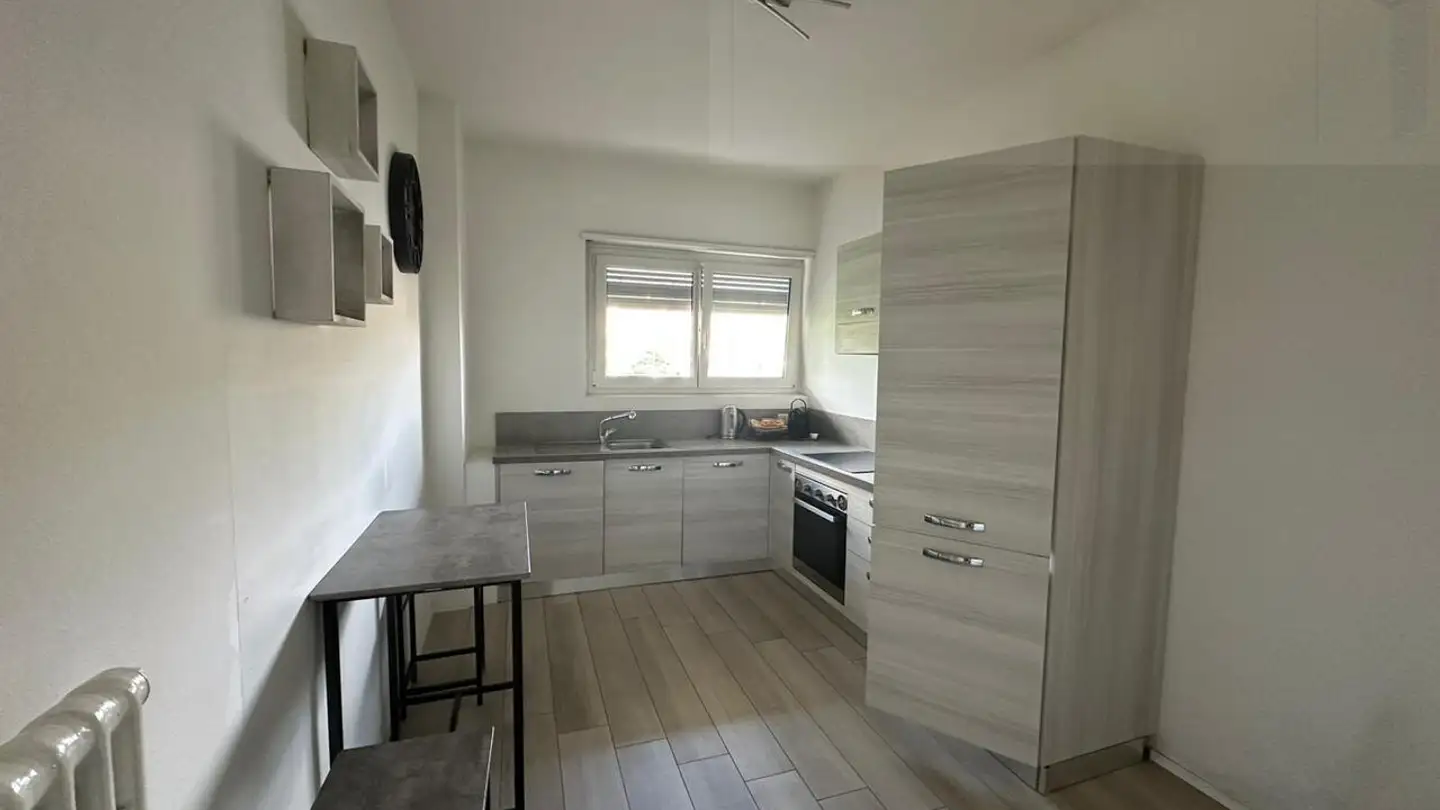 Appartement à louer - Viale Avvocato Carlo Stoppa, 6830 Chiasso