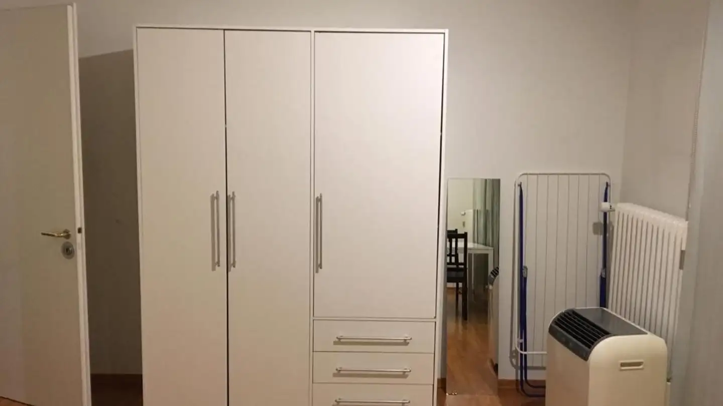 Chambre à louer - Untere Bahnhofstrasse 22, 8640 Rapperswil SG - Photo 2