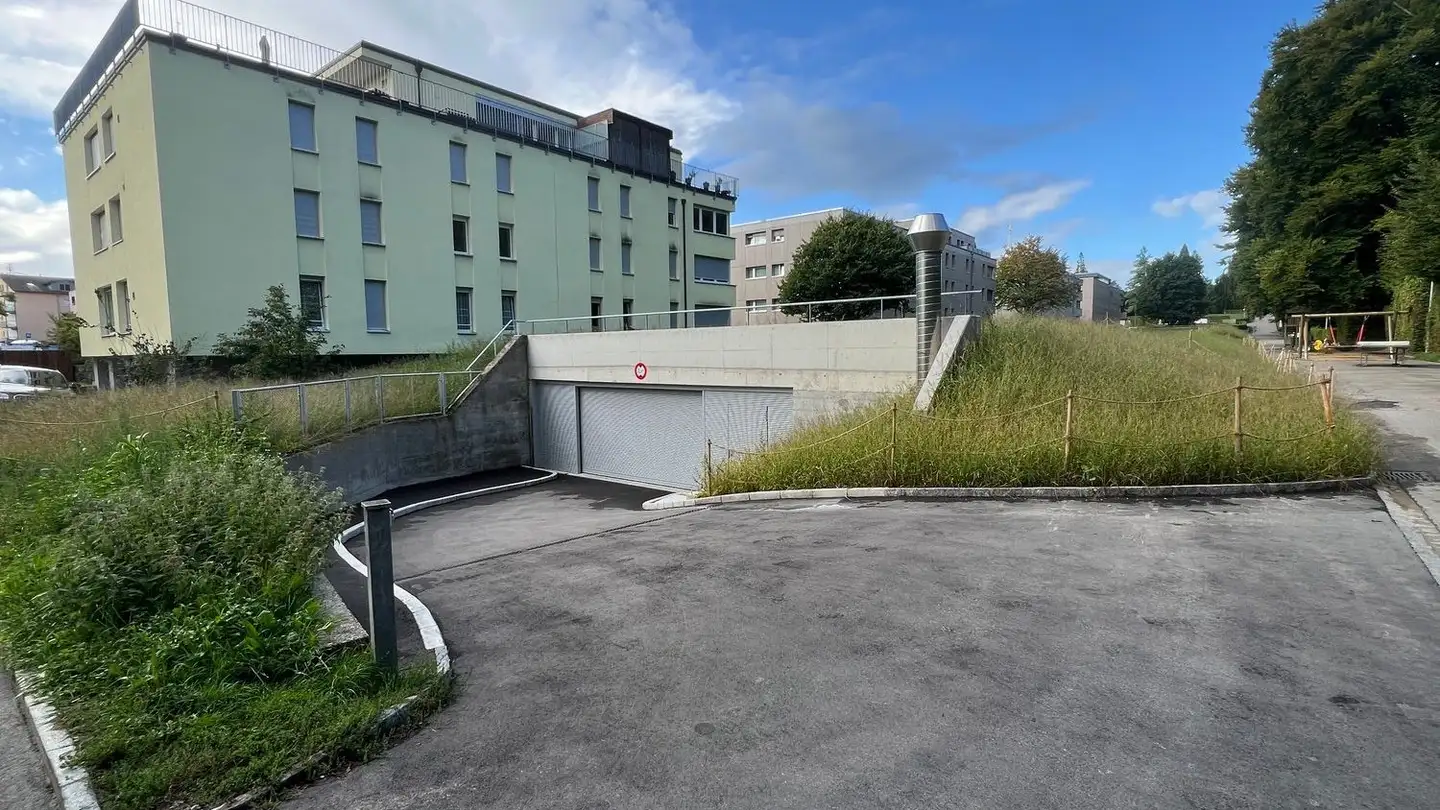 Place de parking souterraine à louer - Waldstrasse 15, 3052 Zollikofen