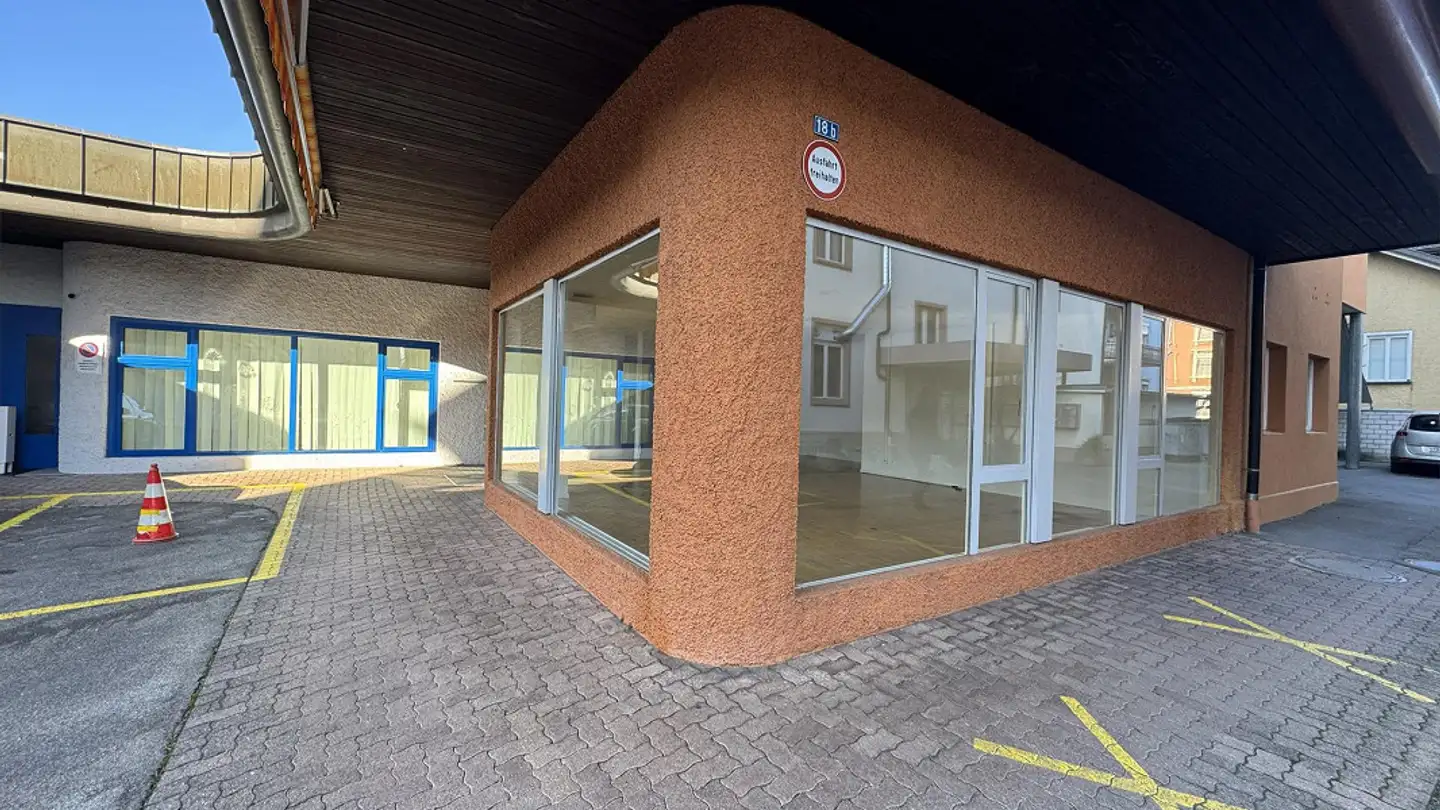 Office space for rent - 9320 Arbon