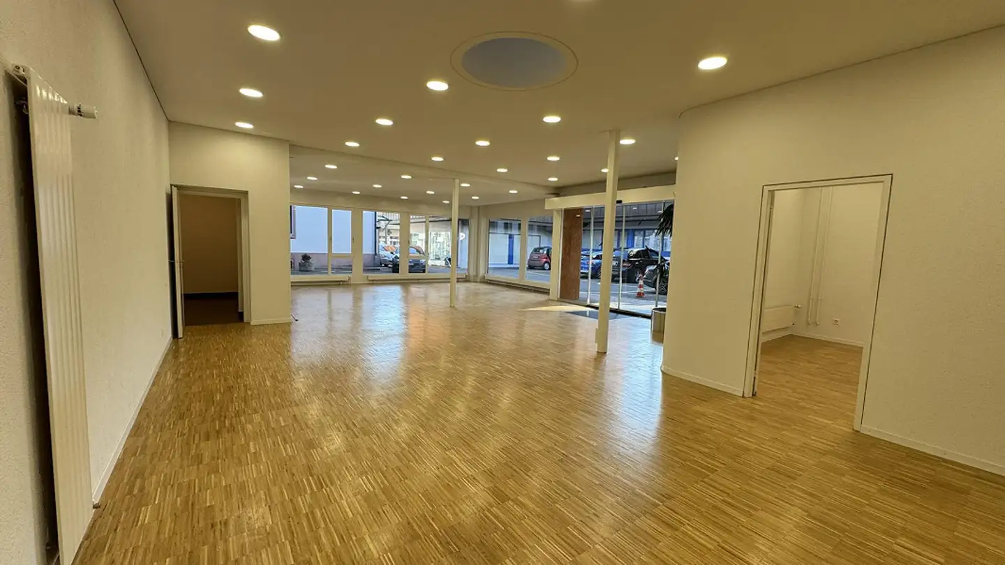 Office space for rent - 9320 Arbon - Photo 2