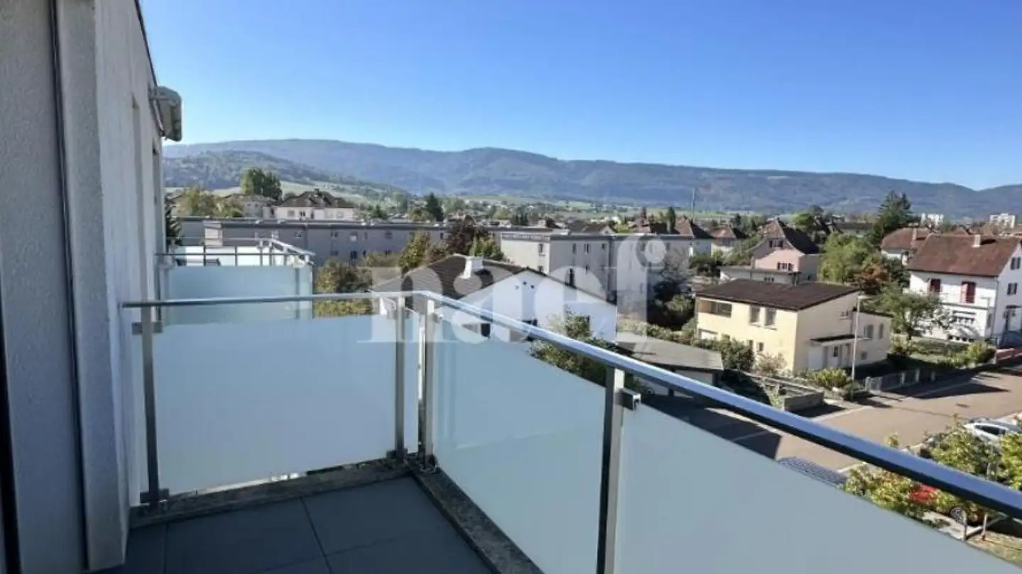 Apartment for rent - Rue du Voirnet 2, 2800 Delémont - Photo 2