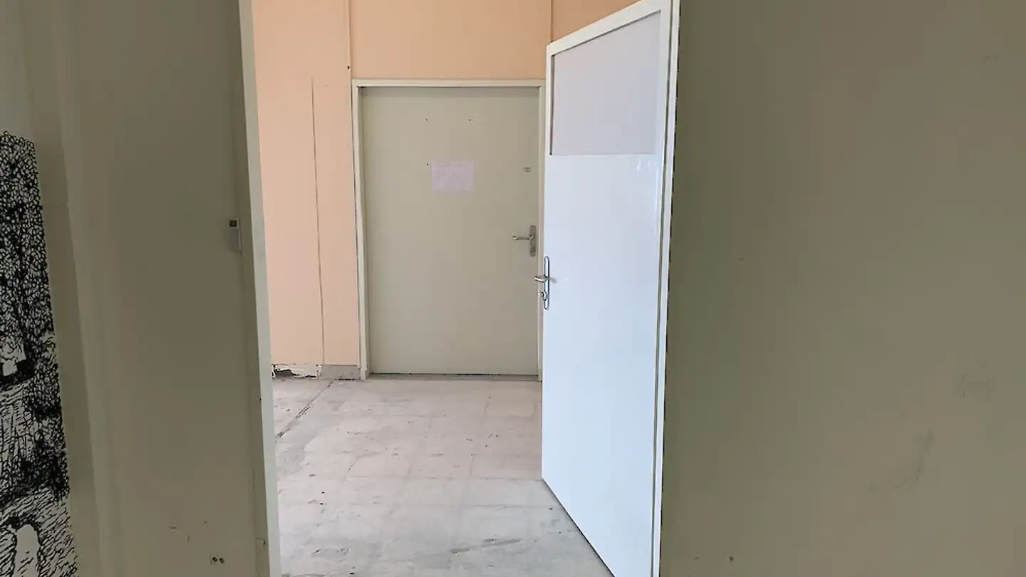 Commercial for rent - Warpelstrasse 3, 3186 Düdingen - Photo 3