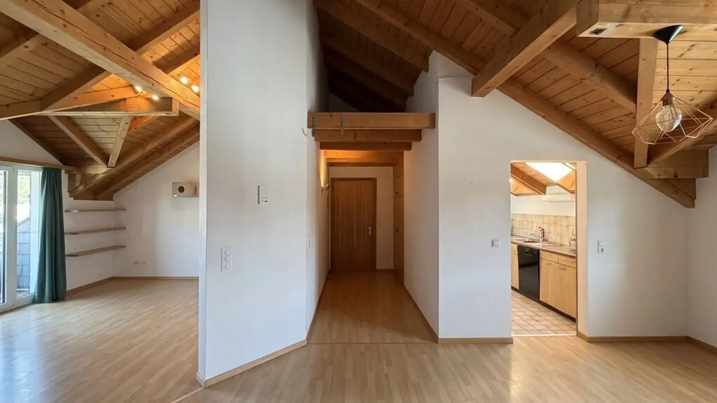 Attic flat for rent - Rheinstrasse 55, 7012 Felsberg - Photo 2