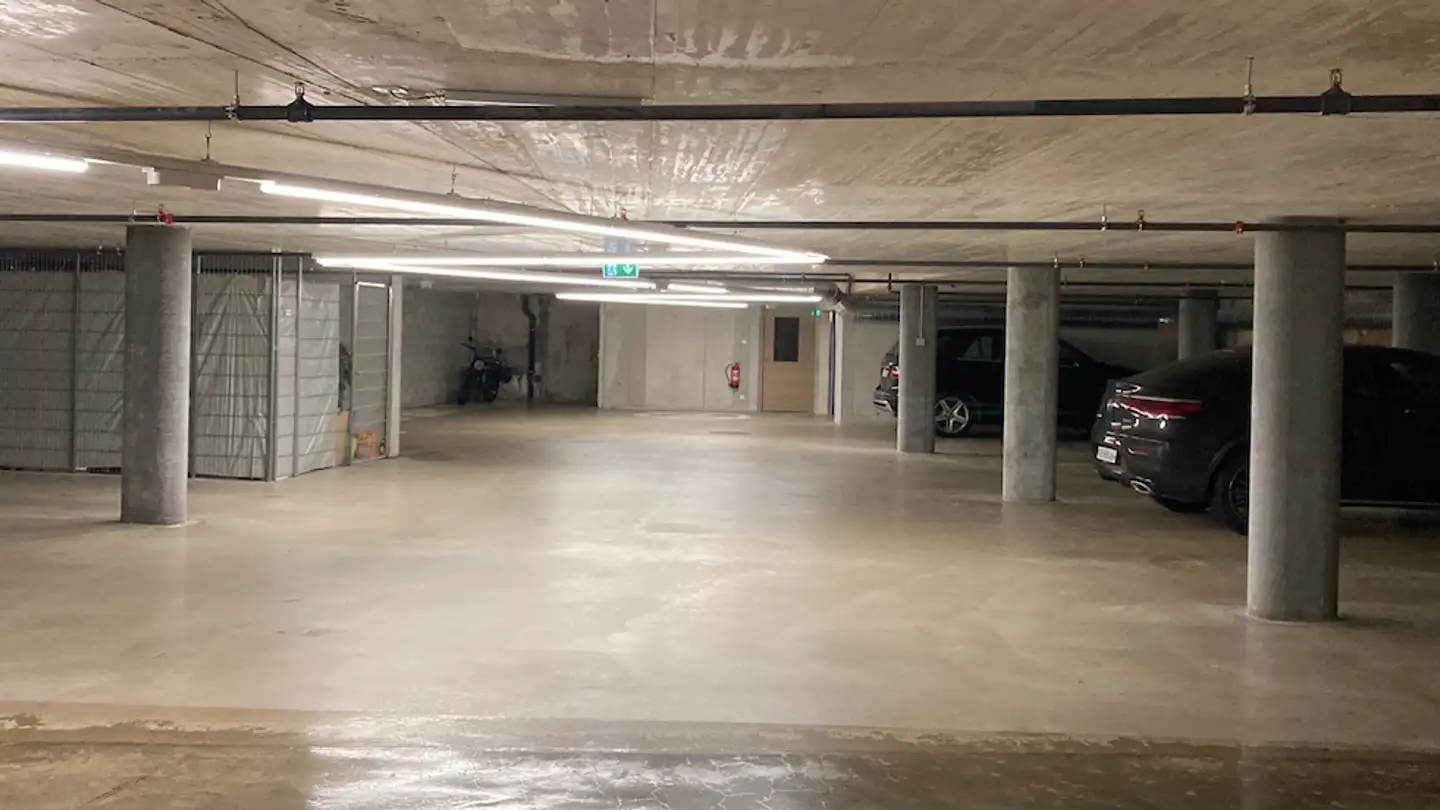 Underground parking space for rent - Rue De La Morâche 8, 1260 Nyon - Photo 2