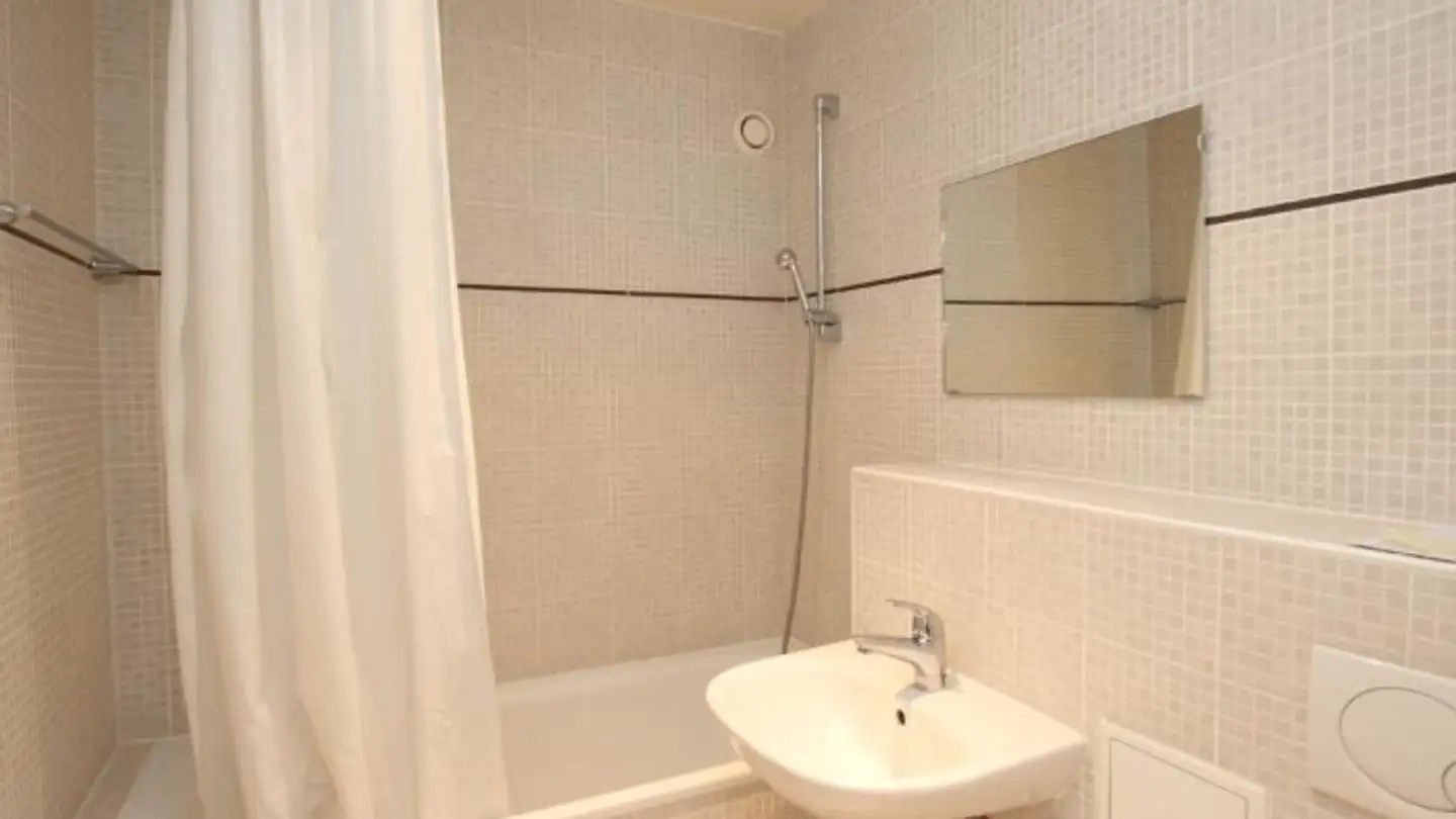 Furnished apartment for rent - Rue Des Vollandes 31, 1207 Genève - Photo 4
