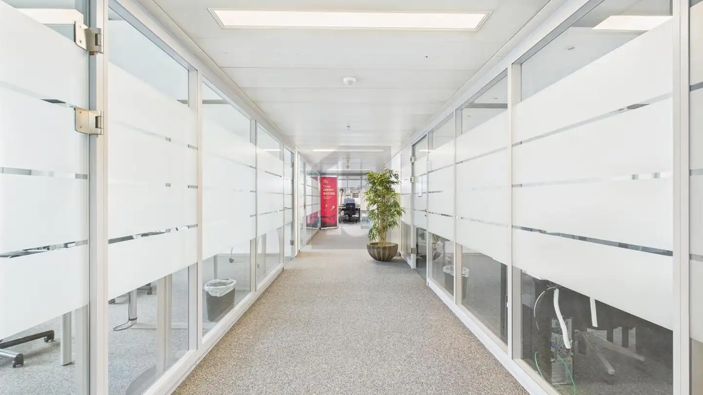 Office space for rent - 8304 Wallisellen - Photo 2