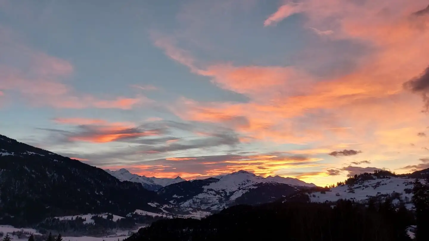 Edificio residenziale in vendita - Via Salums 12, 7031 Laax GR - Photo 2