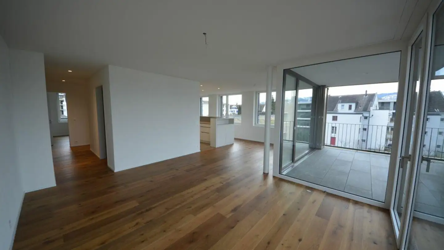 Wohnung mieten - Zürcherstrasse, 8645 Jona - Foto 2