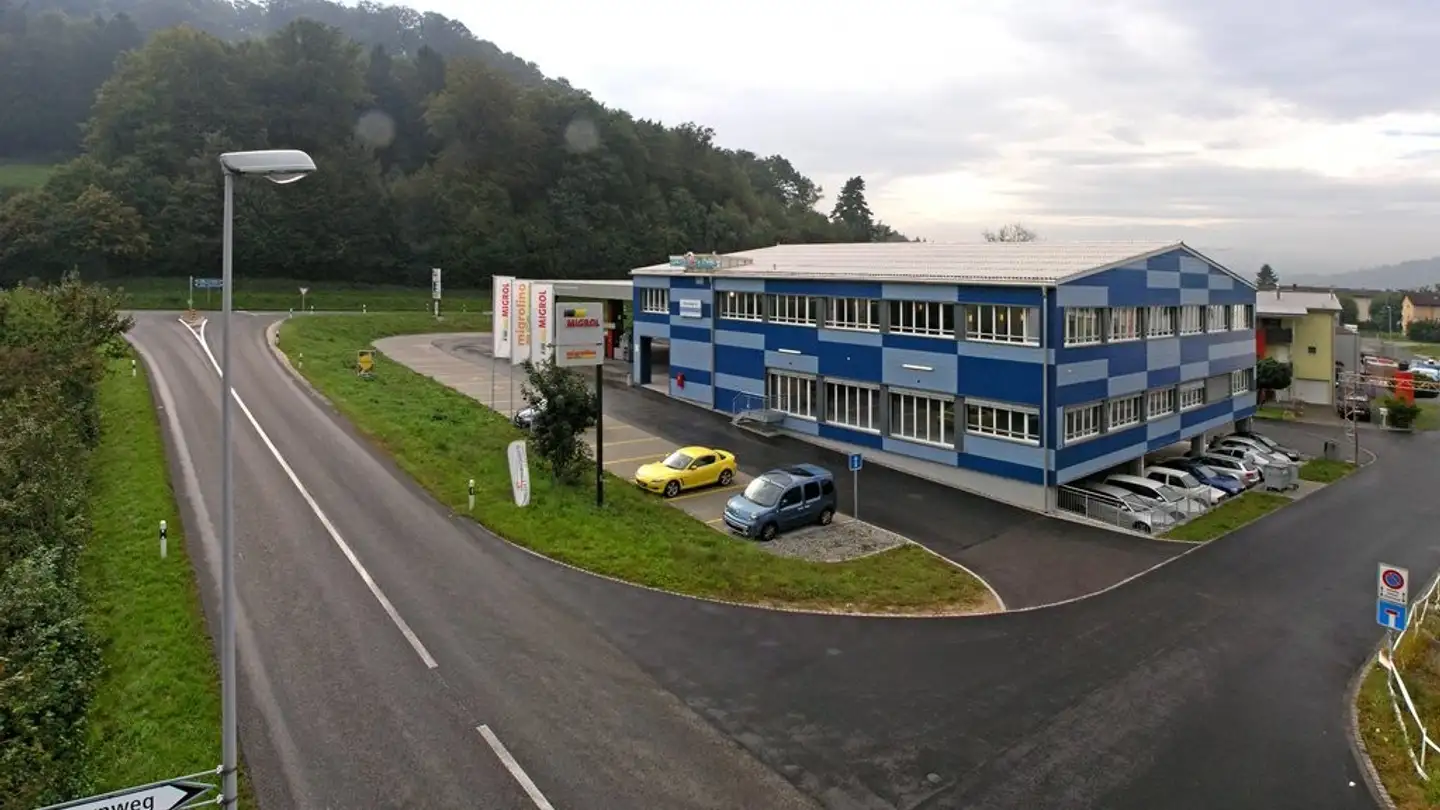 Place de parking souterraine à louer - Ahornweg 14, 5504 Othmarsingen