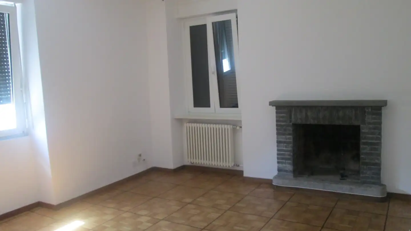 Wohnung mieten - Via Cantonale 2, 6518 Gorduno - Foto 2